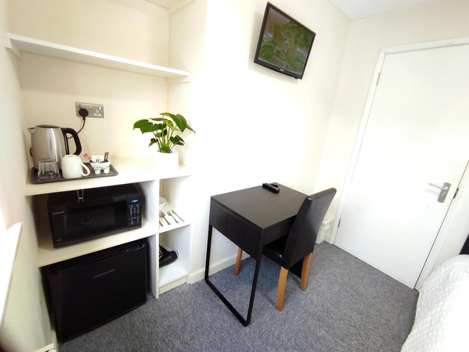 Osney Single Only For One Adult *
